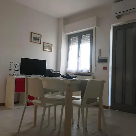 Appartamento La Darsena Di Magione * מאג'ונה